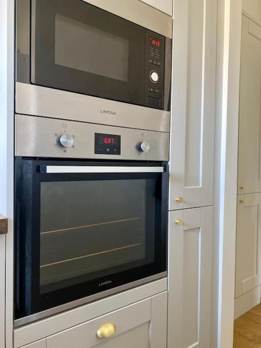 3 Bedroom Well Connected Family Home Free Parking Edinburg Exteriör bild